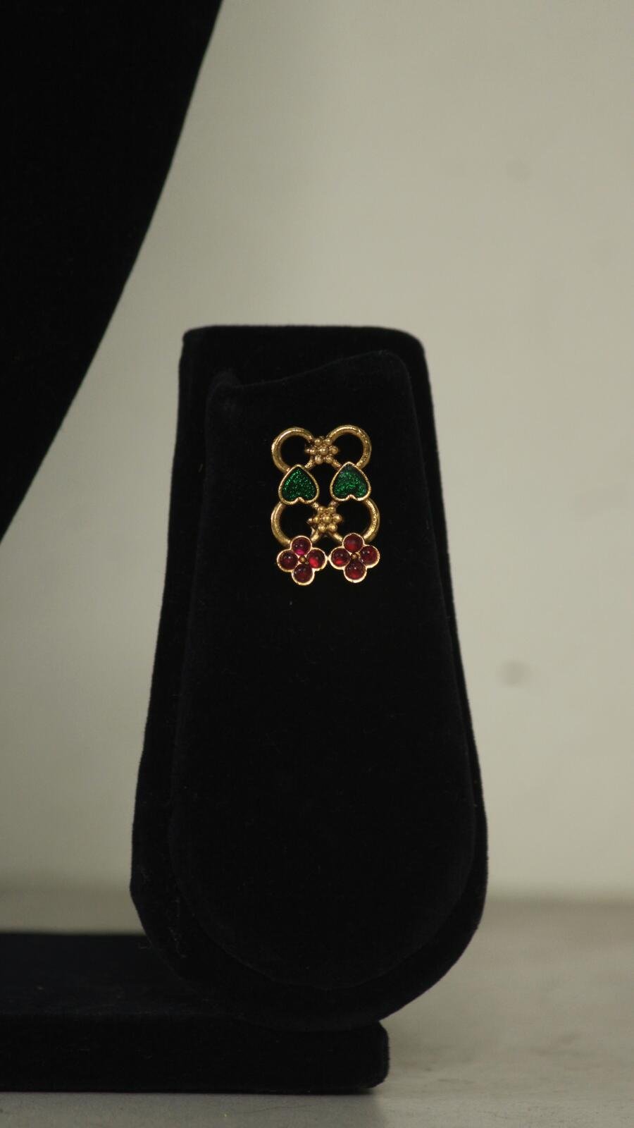 Gold look alike neckpiece