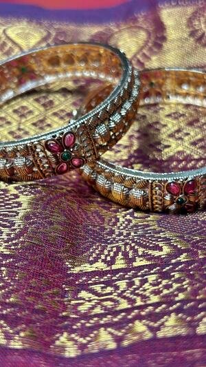 Antique Gold Bangle