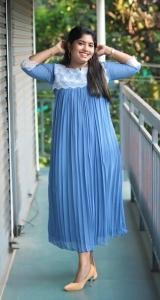 Simple & Elegant Lace-Highlighted Kurti