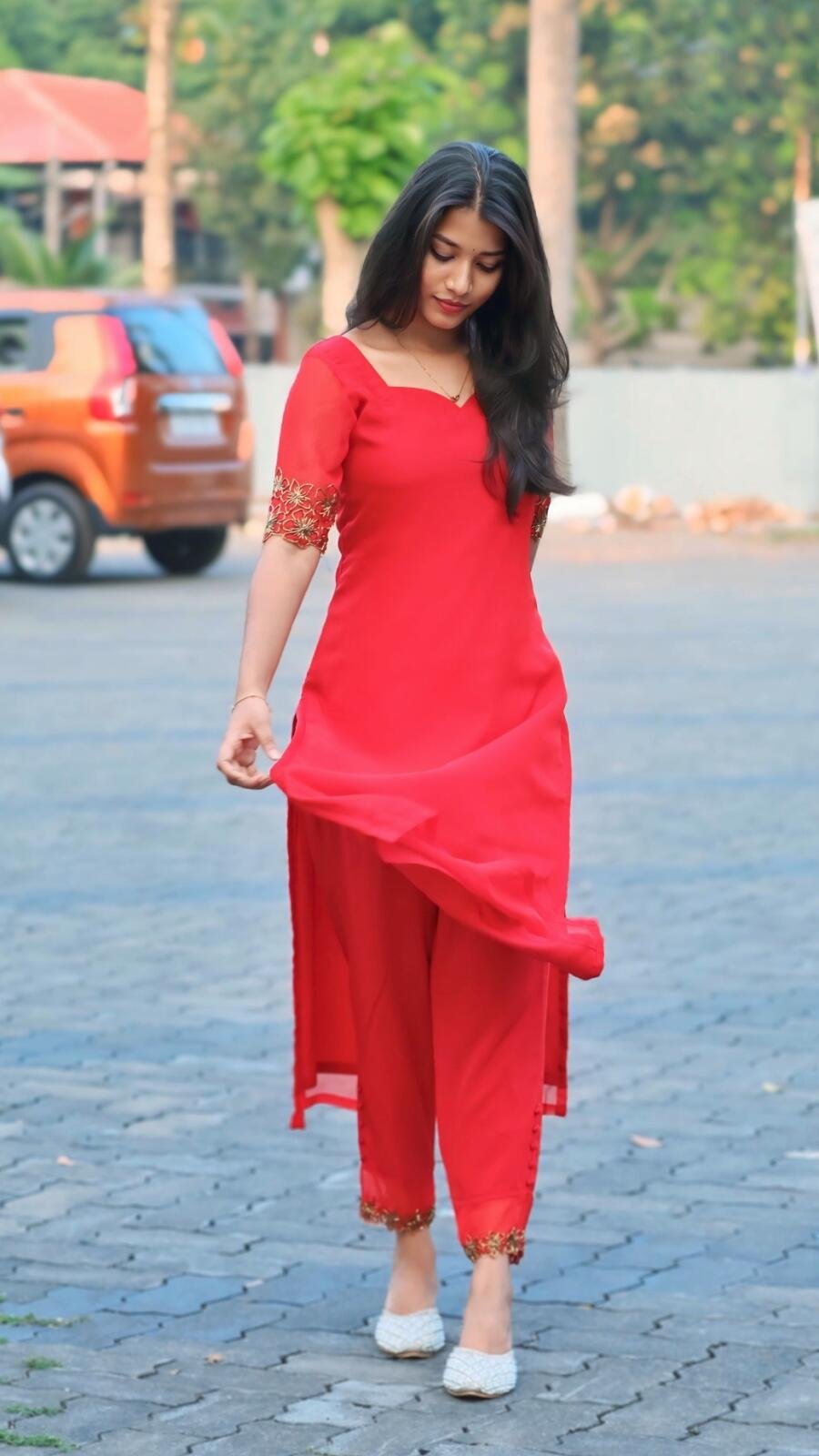 Elegant Handworked Top & Handworked Bottom – Party Wear Set