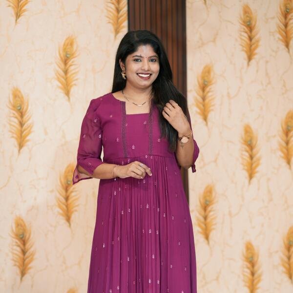 dyable viscose georgette pattern-stitched kurti