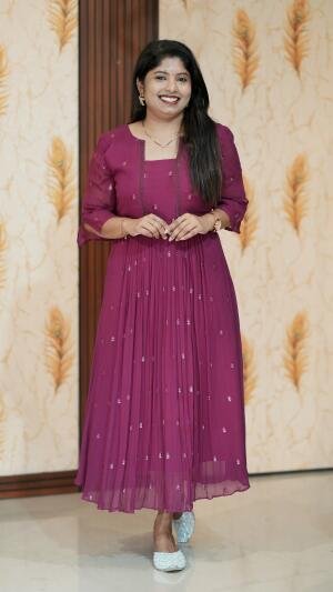 dyable viscose georgette pattern-stitched kurti
