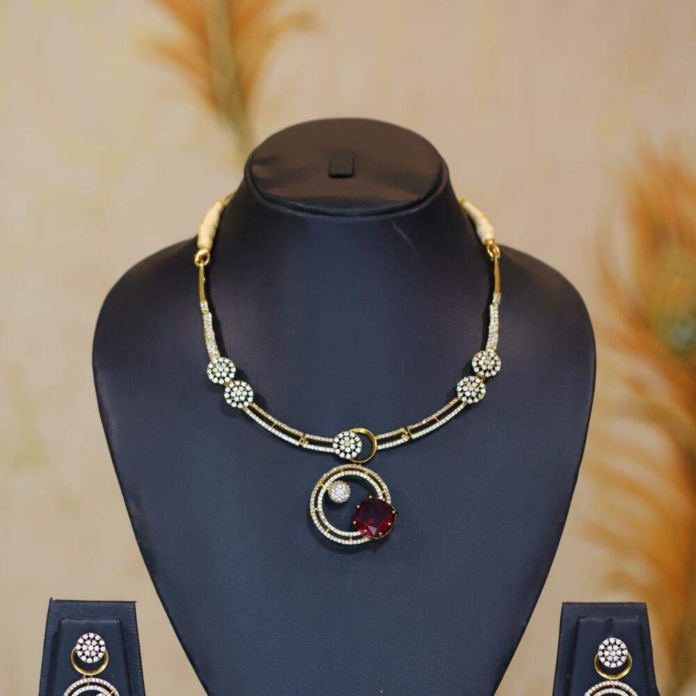 Premium diamond look alike neckpiece