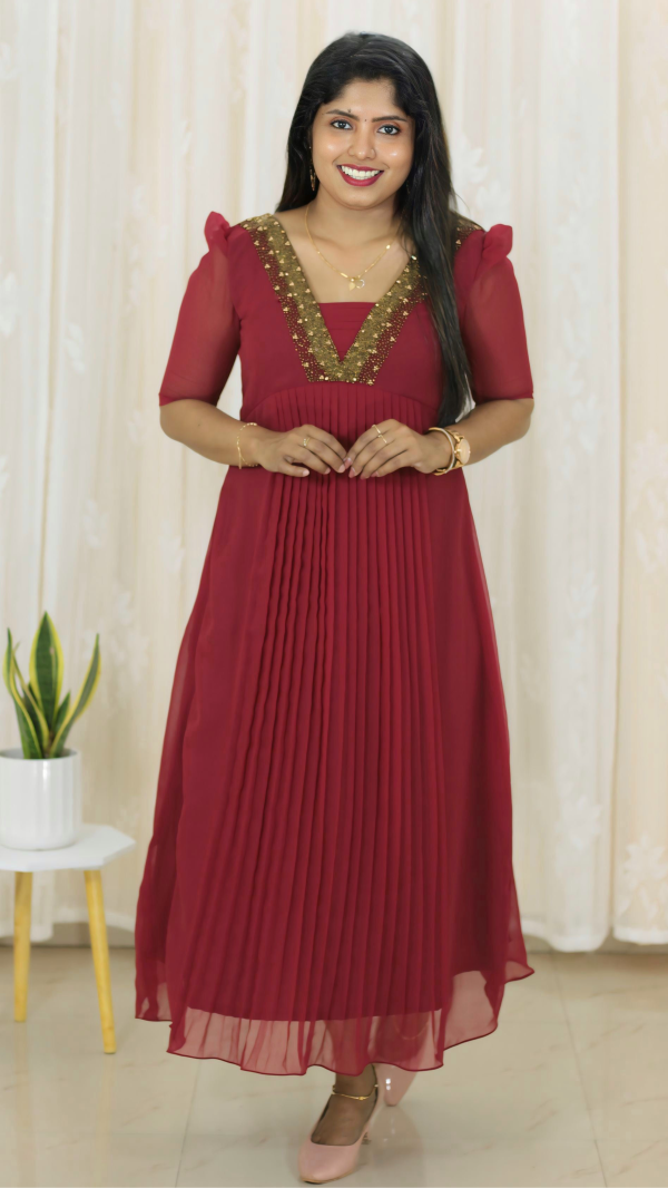 Elegant Hand-Embroidered Pleated Kurti