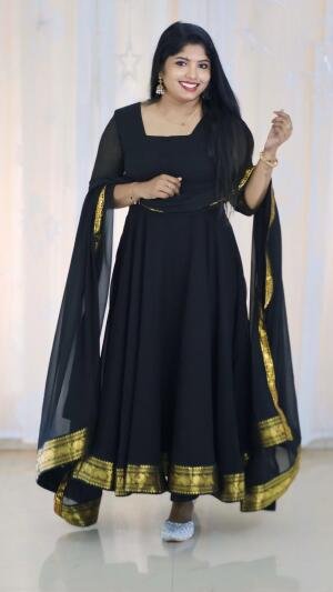 Georgette kurti with pattu border