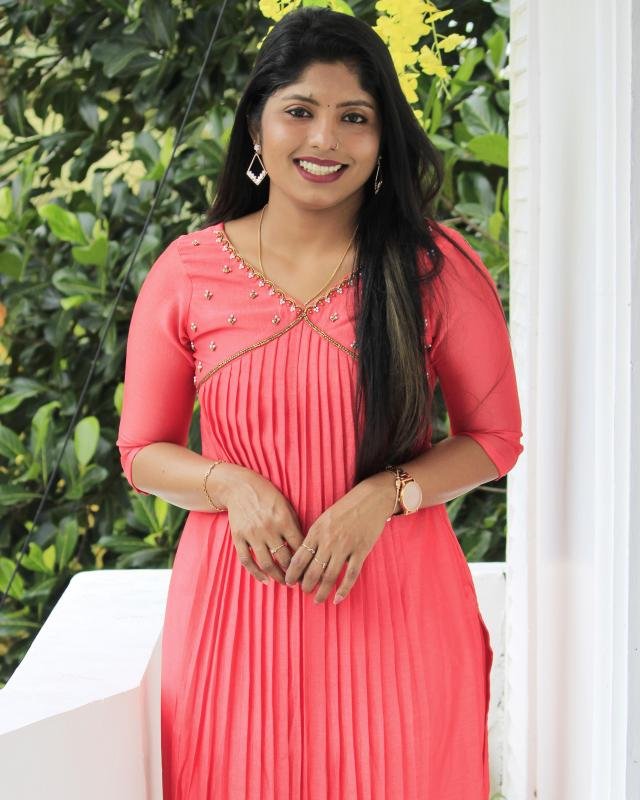 Handworked pleated slit kurti