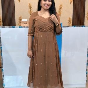 Premium viscose georgette pleated kurti