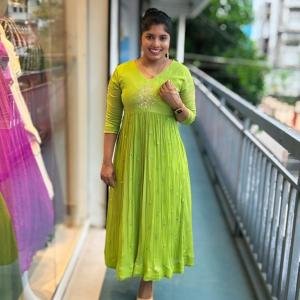 Grasshopper Green Dyable Viscose Georgette Kurti