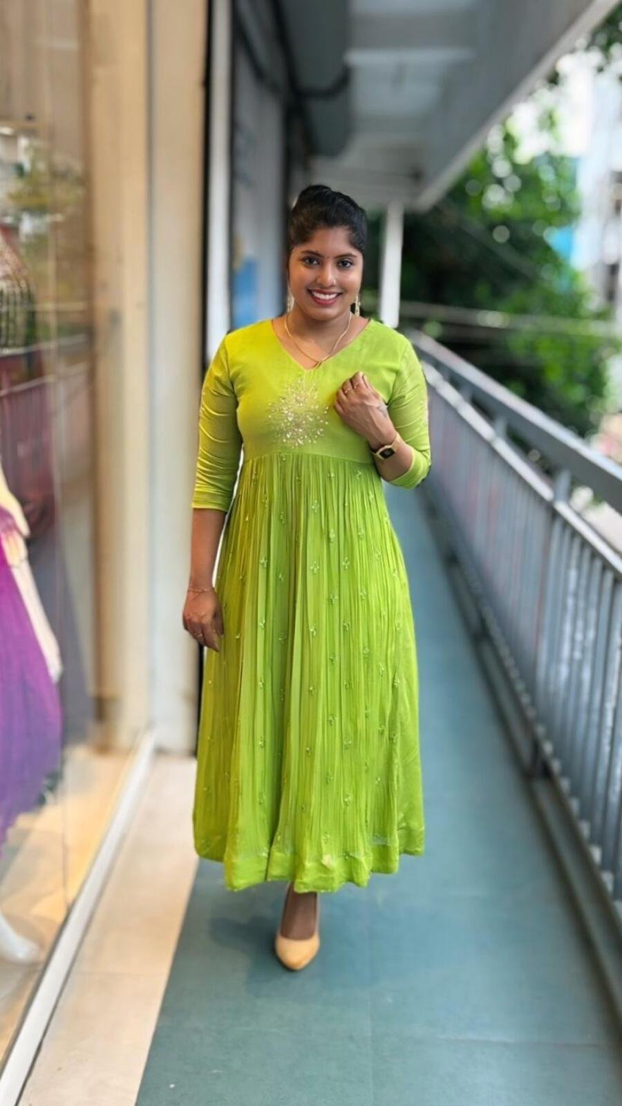 Grasshopper Green Dyable Viscose Georgette Kurti