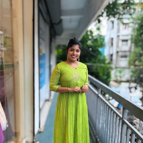 Grasshopper Green Dyable Viscose Georgette Kurti