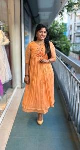 Premium Mul Chendari Handworked Top