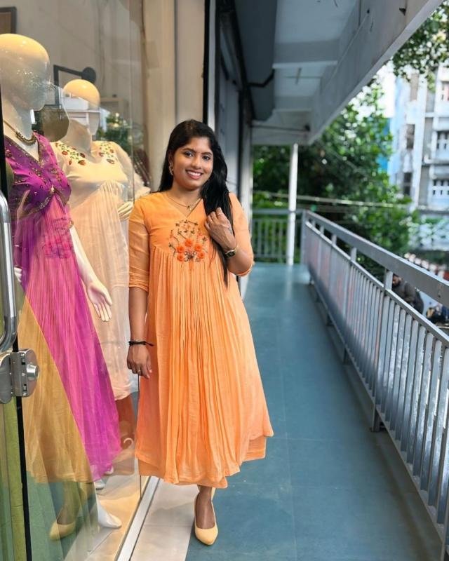 Premium Mul Chendari Handworked Top