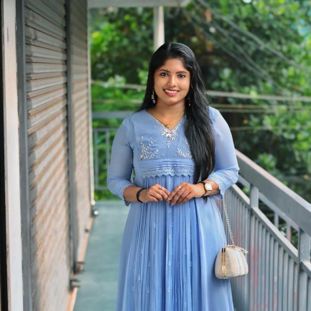 Well-Elegant Partywear Dyable Viscose Georgette Kurti