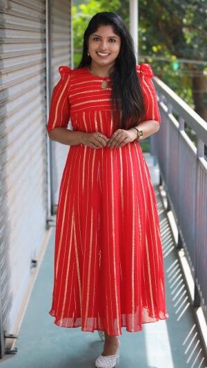 Viscose georgette kurthi with lurex lines