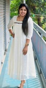 Elegant thread hand-worked Kota check premium top