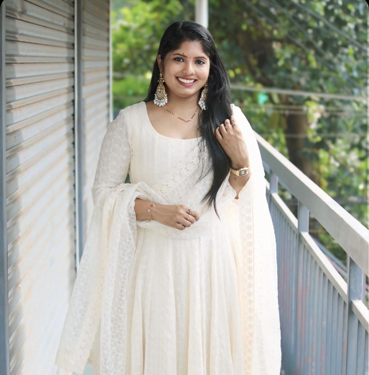 Hakoba Panel-Cut Premium Top