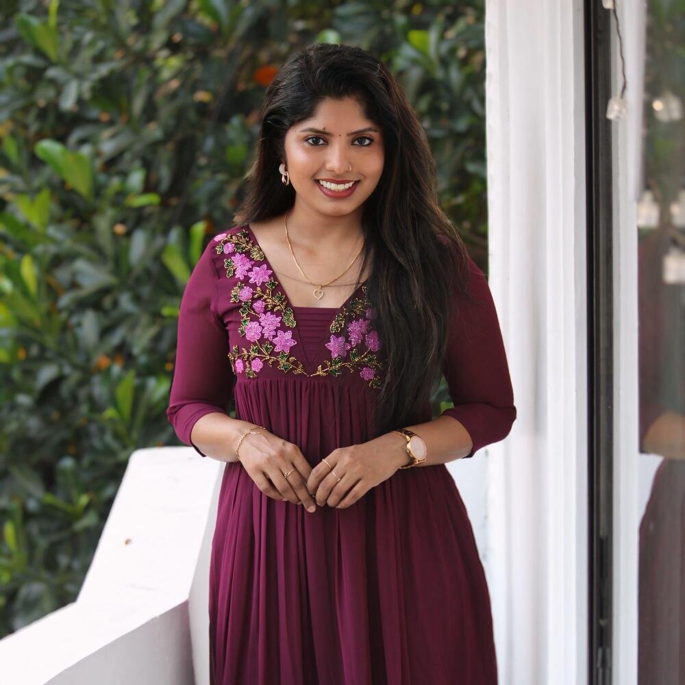 Heavy handworked elegant gathered kurti