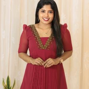 Elegant Hand-Embroidered Pleated Kurti