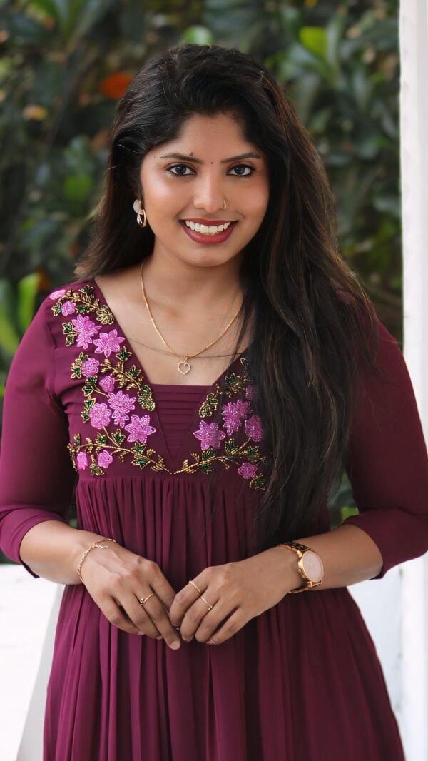 Heavy handworked elegant gathered kurti