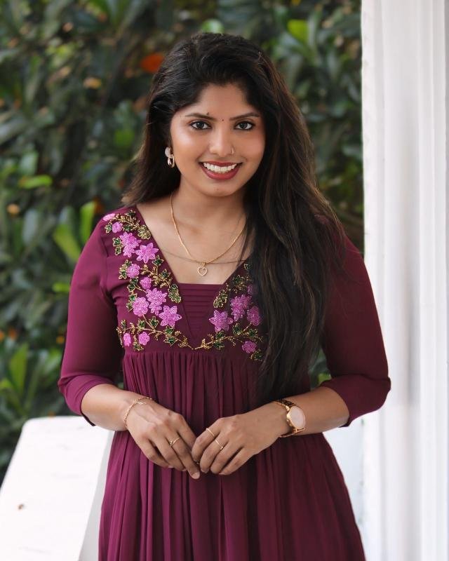 Heavy handworked elegant gathered kurti