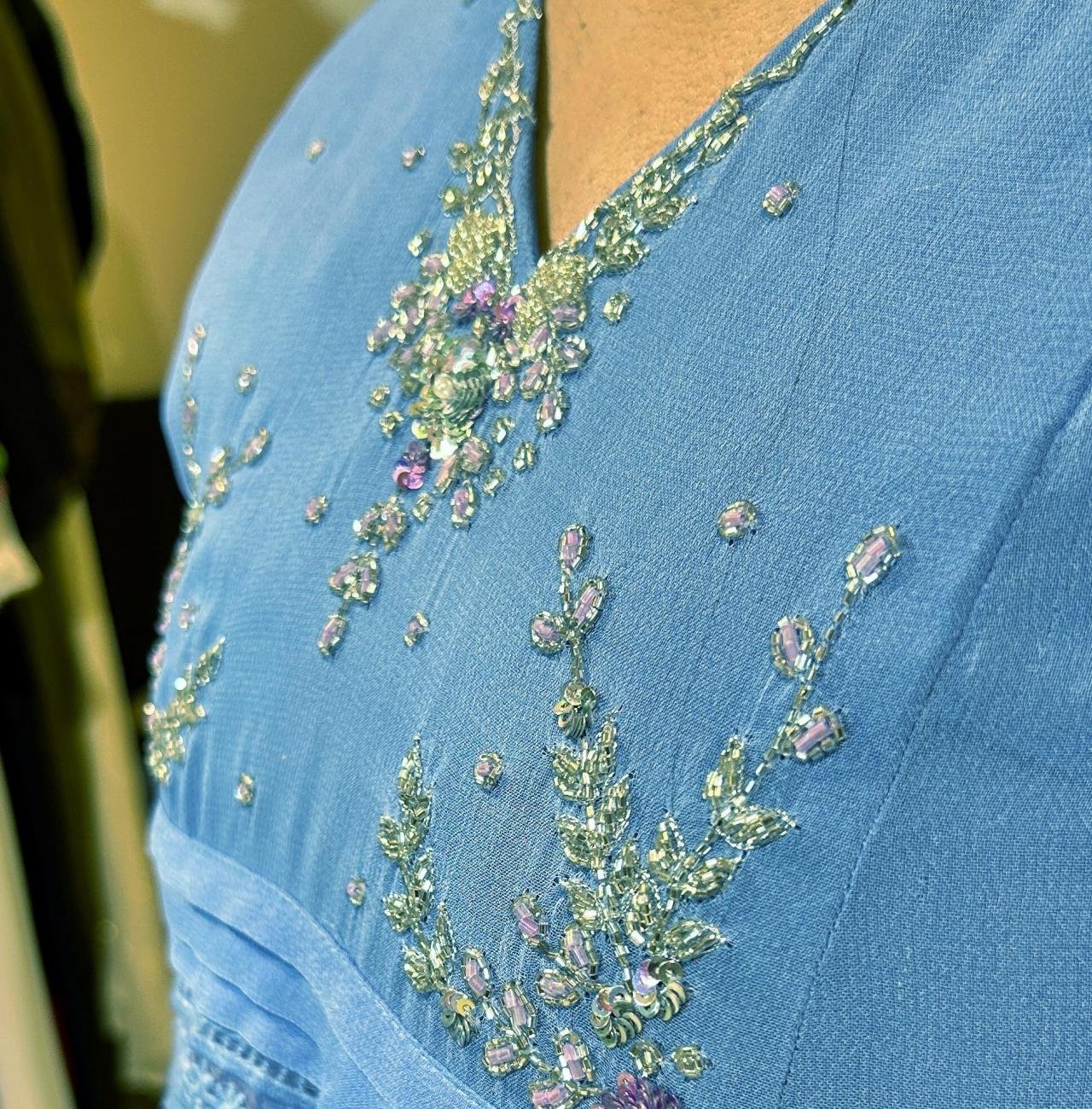 Well-Elegant Partywear Dyable Viscose Georgette Kurti