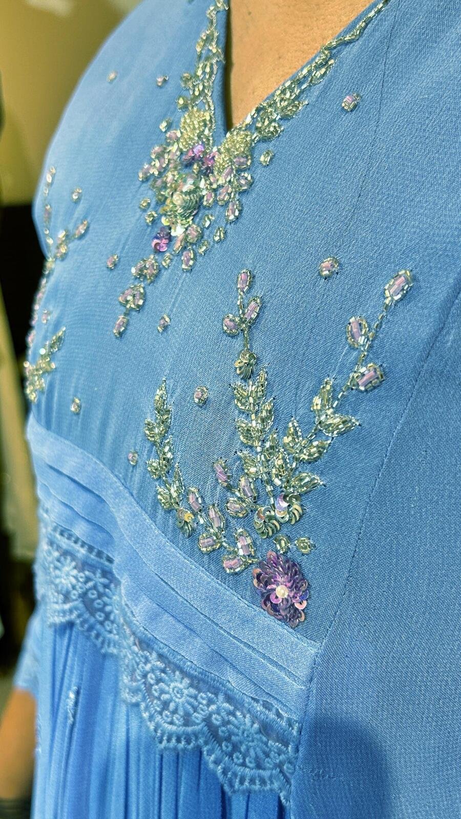 Well-Elegant Partywear Dyable Viscose Georgette Kurti